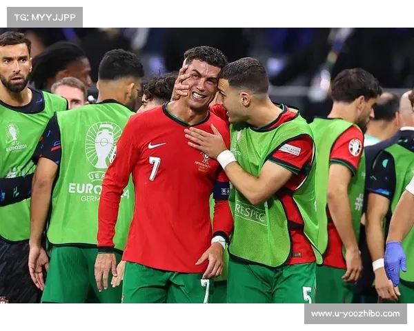 C罗中柱B席失良机葡萄牙半场与爱尔兰鏖战暂时互交白卷 C罗中柱B席失良机葡萄牙半场与爱尔兰鏖战暂时互交白卷